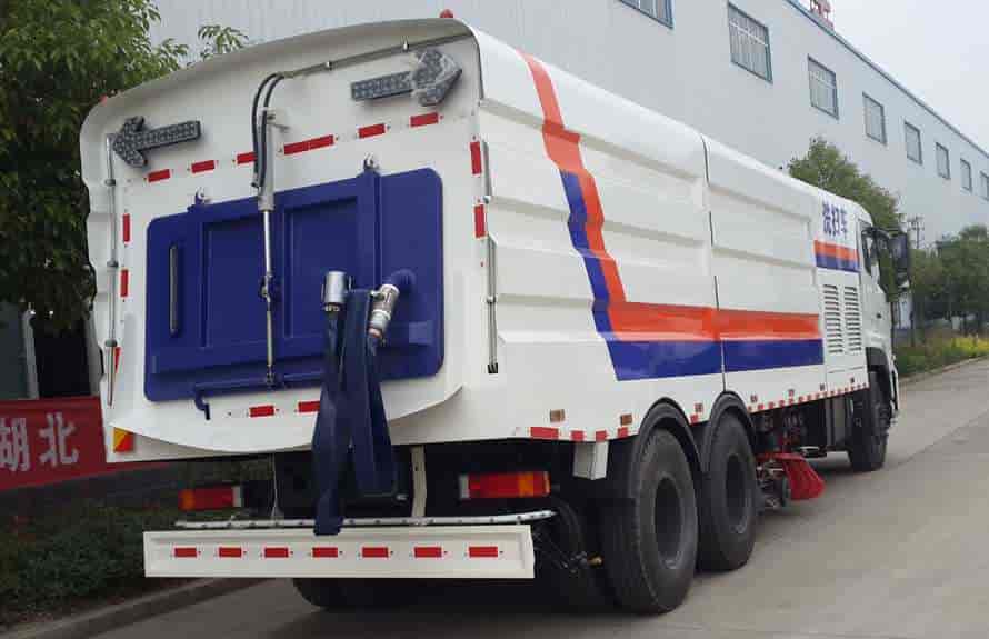 東風天龍后雙橋洗掃車