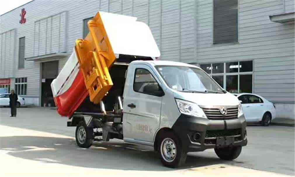 長安掛桶式垃圾車（3方）