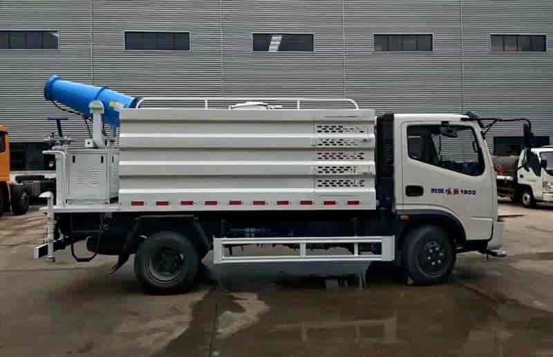 時風5噸藍牌霧炮車