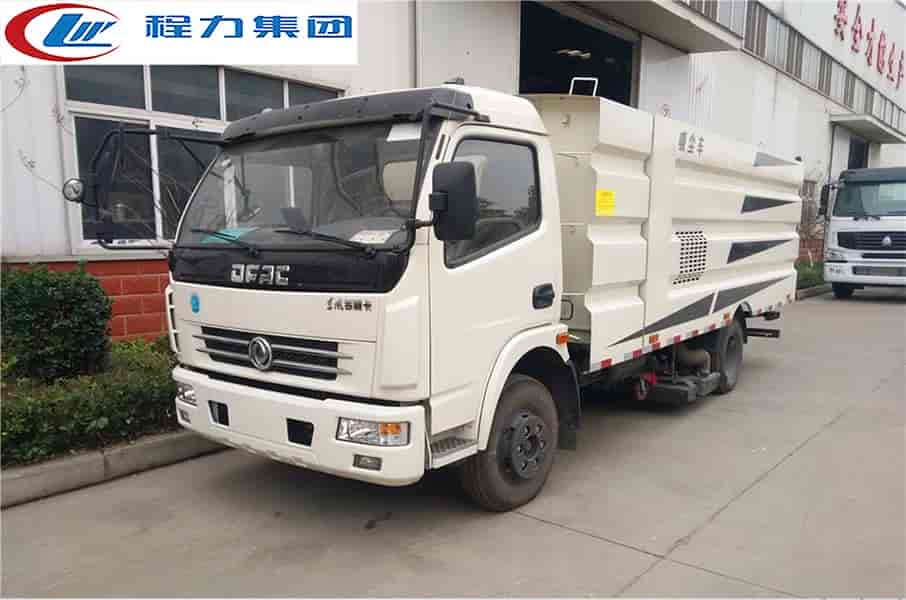 東風大多利卡吸塵車（8方）