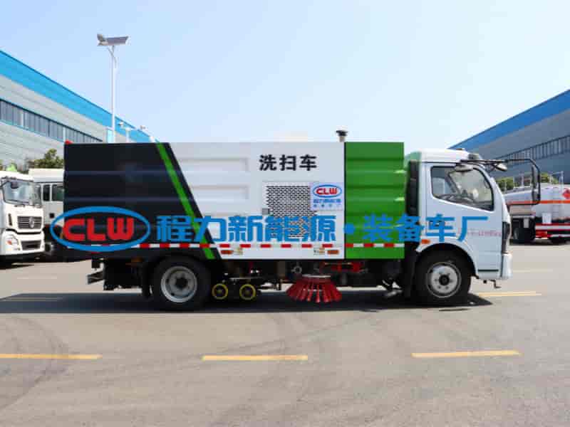 東風(fēng)多利卡洗掃車